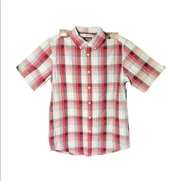 Basic Editions Other - NWT BASIC EDITIONS Men's Plaid button size Small